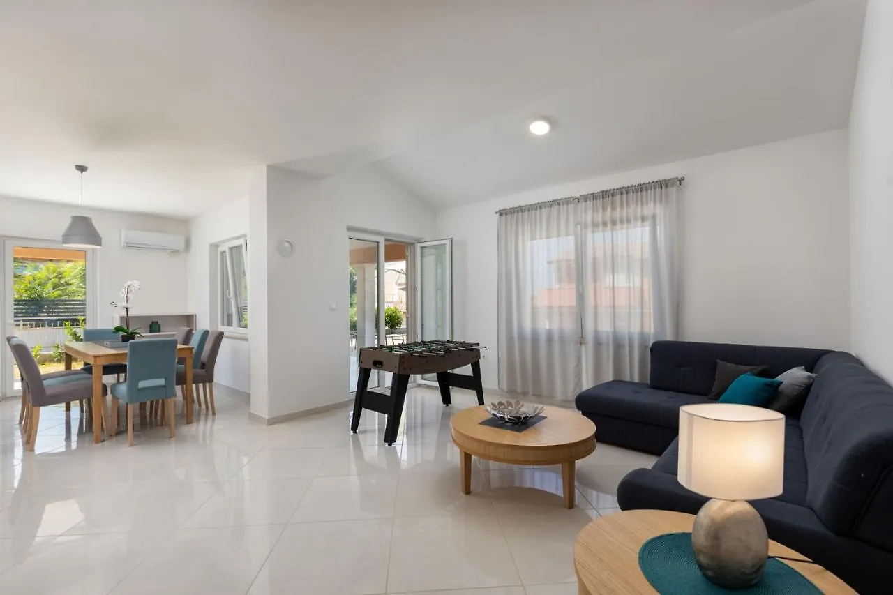 Villas Resort In Pula