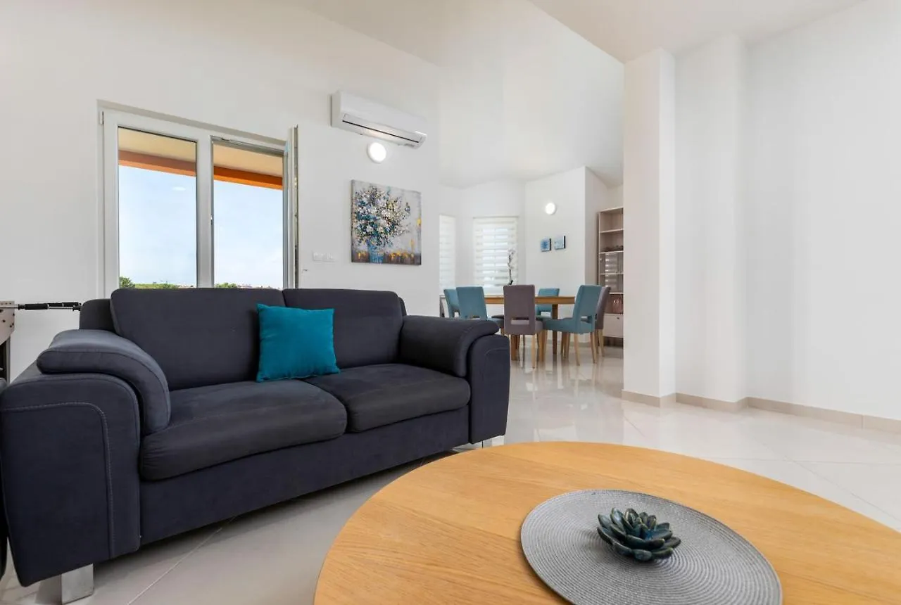 Villas Resort In Pula